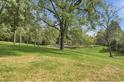 5500 Drake Road, Indian Hill, OH 45243 - Photo 17