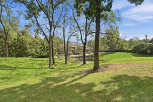 5500 Drake Rd, Indian Hill, OH 45243 - Photo 15
