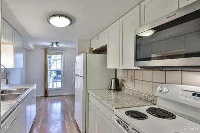 10905 Barrington Court, Sycamore Township, OH 45242 - Photo 5
