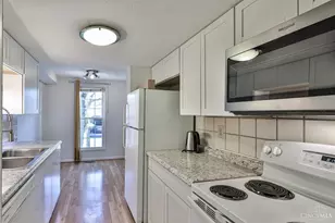10905 Barrington Ct, Sycamore Township, OH 45242 - Photo 5