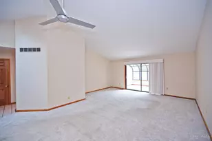 201 Centerbury Ct, Springdale, OH 45246 - Photo 9