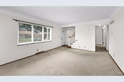 1074 Archland Drive, Cincinnati, OH 45224 - Photo 7