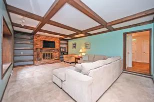 6625 W Knollwood Cir, Miami Township, OH 45140 - Photo 13