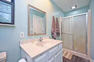 6625 W Knollwood Cir, Miami Township, OH 45140 - Photo 39
