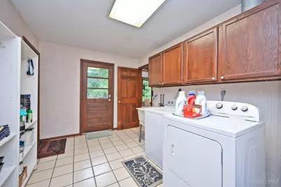 6625 W Knollwood Circle, Miami Township, OH 45140 - Photo 31