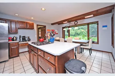 6625 W Knollwood Circle, Miami Township, OH 45140 - Photo 21