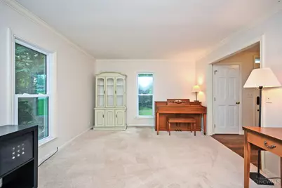 6625 W Knollwood Circle, Miami Township, OH 45140 - Photo 11