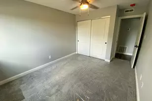 5025 Barrow Ave, Cincinnati, OH 45209 - Photo 5