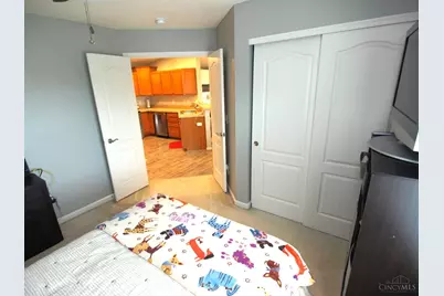 7609 Skyview Circle, Green Township, OH 45248 - Photo 9