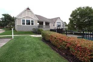7609 Skyview Cir, Green Township, OH 45248 - Photo 21