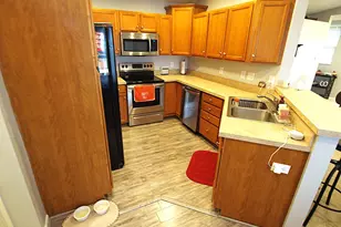 7609 Skyview Cir, Green Township, OH 45248 - Photo 5