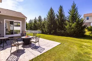 3712 Whisper Creek Dr, Butler Twp, OH 45414 - Photo 35