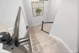 5167 Hazeltine Ln, Turtle Creek Township, OH 45036 - Photo 9