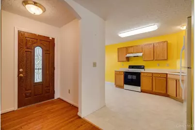 3409 Kleeman Lake Court, Cincinnati, OH 45211 - Photo 13