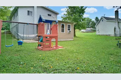 230 W Fancy Street, Blanchester, OH 45107 - Photo 7