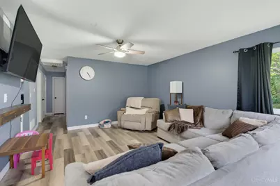 230 W Fancy Street, Blanchester, OH 45107 - Photo 9