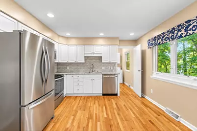 1207 Isis Avenue #B, Cincinnati, OH 45208 - Photo 11