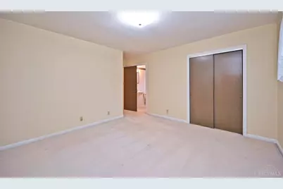 8397 Holiday Hills Drive, Anderson Township, OH 45255 - Photo 19