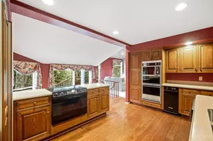 8430 Susann Ln, Cincinnati, OH 45215 - Photo 13