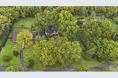8430 Susann Lane, Cincinnati, OH 45215 - Photo 3