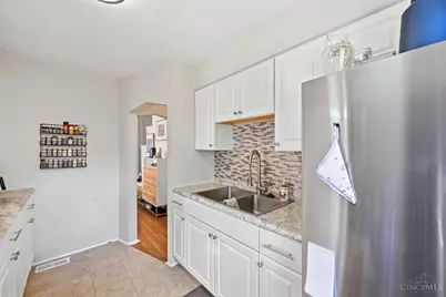 973 Edgetree Lane, Cincinnati, OH 45238 - Photo 11