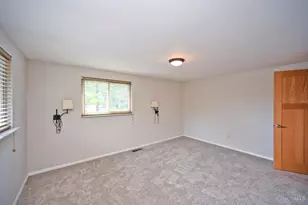 9218 McKinney Rd, Montgomery, OH 45140 - Photo 21