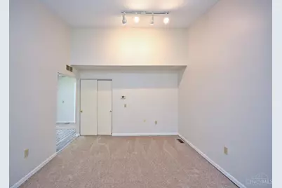 94 Schroder Lane, Hamilton, OH 45013 - Photo 7
