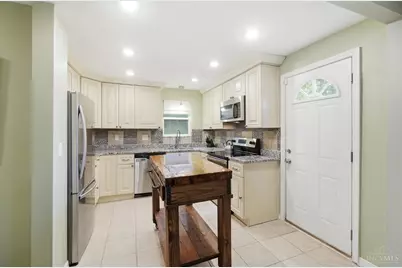6937 Vinewood Avenue, Columbia Township, OH 45227 - Photo 17