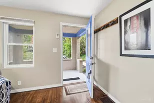 6937 Vinewood Ave, Columbia Township, OH 45227 - Photo 9