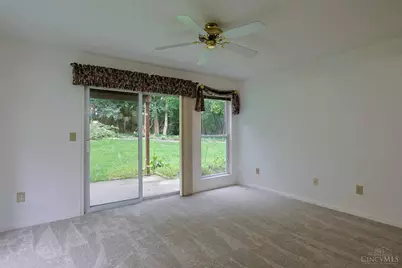 8404 Ridge Pointe Court, Reading, OH 45237 - Photo 9