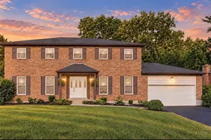 2331 Donnington Ln, Anderson Township, OH 45244 - Photo 1