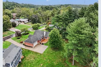 6555 Gwendolyn Drive, Anderson Township, OH 45230 - Photo 31