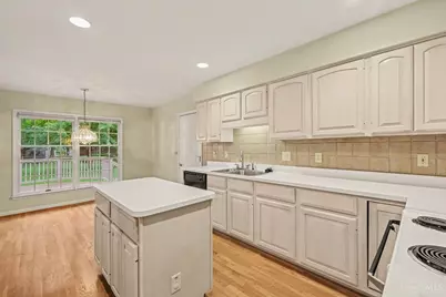 6555 Gwendolyn Drive, Anderson Township, OH 45230 - Photo 11