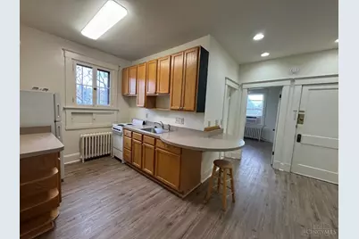 2631 Highland Avenue #7, Cincinnati, OH 45219 - Photo 3