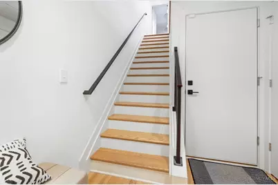 24 Mercer Street, Cincinnati, OH 45202 - Photo 13