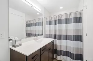 24 Mercer St, Cincinnati, OH 45202 - Photo 45