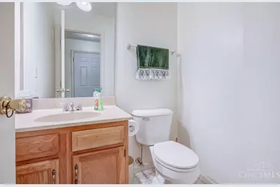 333 Timber Hill Drive, Hamilton, OH 45013 - Photo 17
