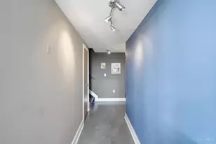 353 W 4th St, Cincinnati, OH 45202 - Photo 5