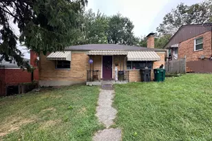 1114 Woodlawn Ave, Cincinnati, OH 45205 - Photo 1