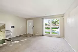 11391 Folkstone Dr, Forest Park, OH 45240 - Photo 3