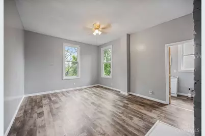 839 Ridgeway Avenue, Cincinnati, OH 45229 - Photo 15