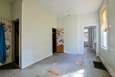 4175 Mad Anthony Street, Cincinnati, OH 45223 - Photo 7