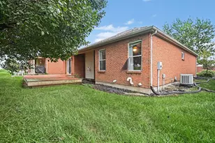 1932 Redbud Dr, Hamilton, OH 45013 - Photo 17