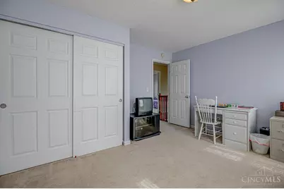 6988 Ruwes Oak Drive, Green Township, OH 45248 - Photo 17