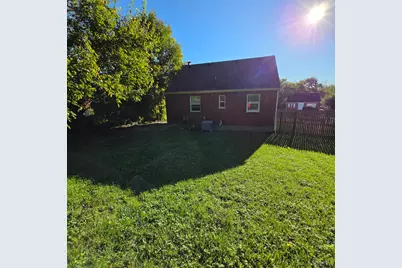 8253 Royal Heights Drive, Colerain Township, OH 45239 - Photo 11