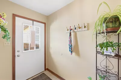 9044 Winton Road, Springfield Township, OH 45231 - Photo 5