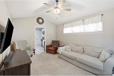 2820 Linwood Avenue, Cincinnati, OH 45208 - Photo 17