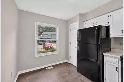 1103 Kensington Lane, Union Township, OH 45245 - Photo 15