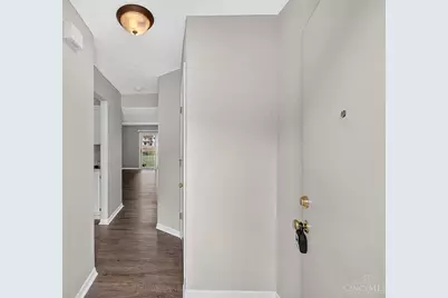 1103 Kensington Lane, Union Township, OH 45245 - Photo 9