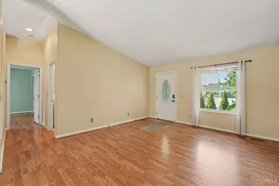 8102 Sterling Spring Drive, Goshen, OH 45140 - Photo 3